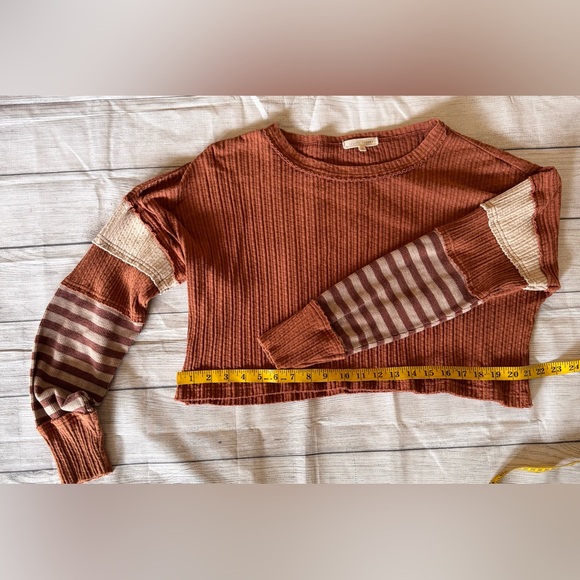 Gilded Intent Cropped Thermal Top Mixed Sleeve Striped Boho Rust Medium - Picture 7 of 10